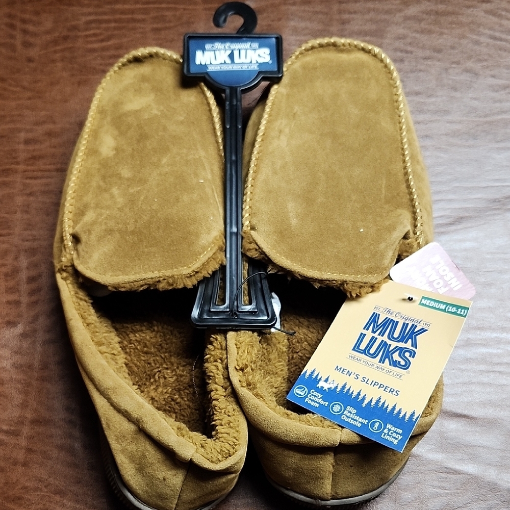 MUK LUKS Men's Brown Slippers Size MEDIUM 10 - 12 NWT